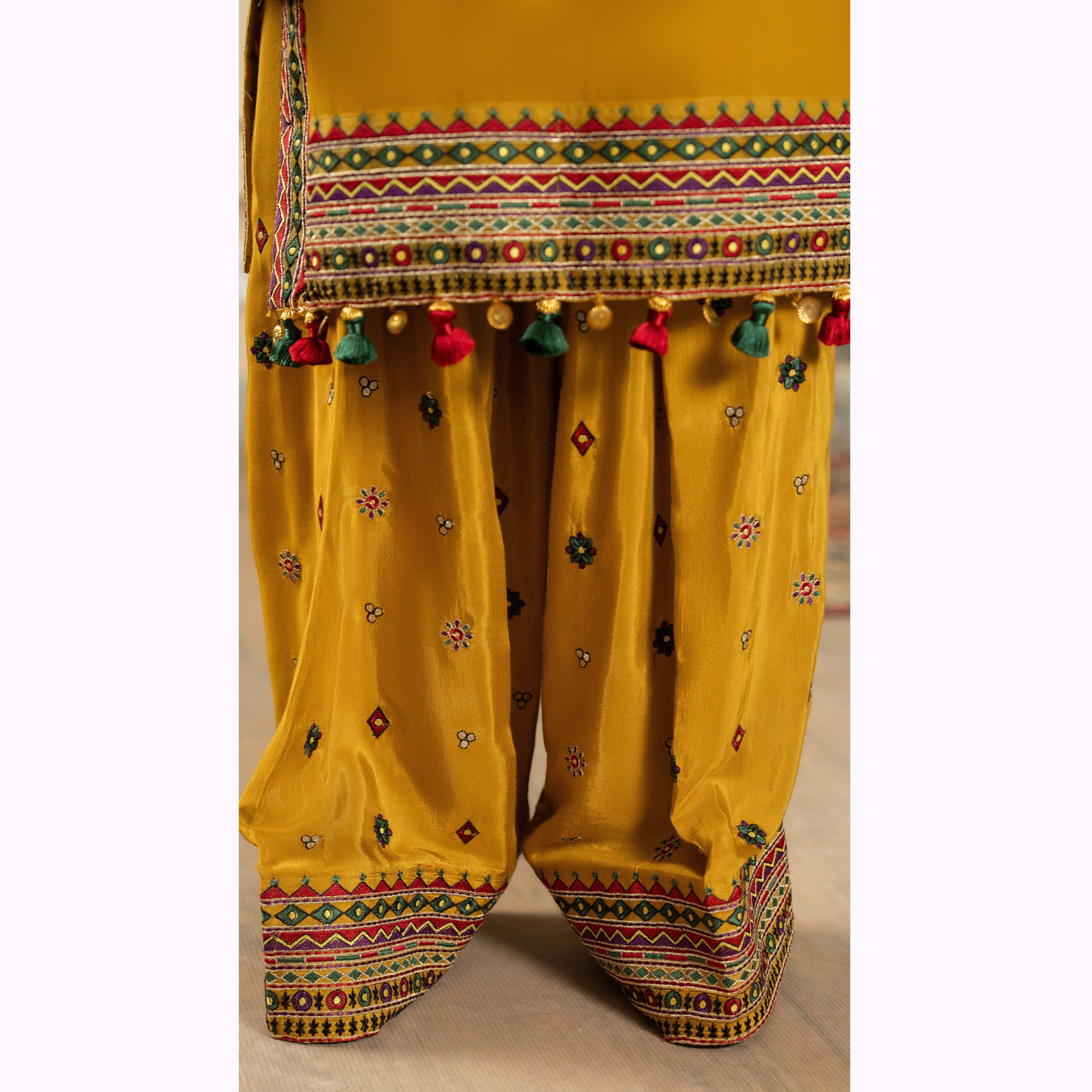 Embroidered Georgette Chiffon Farshi Shalwar Collection by karma Collection - SI-F-008