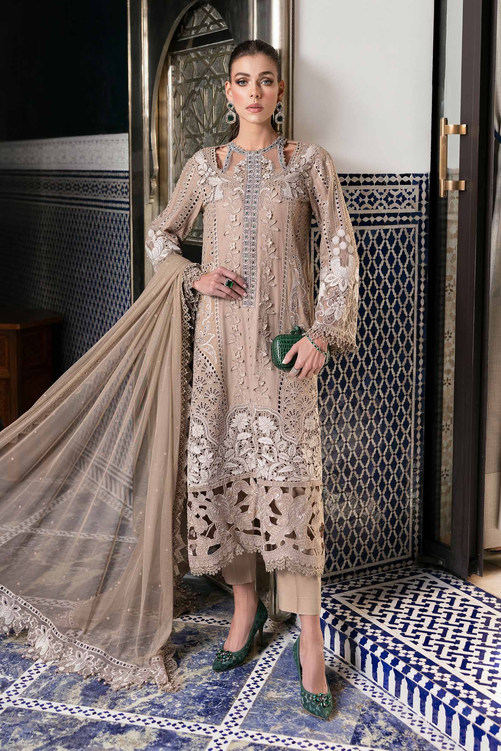 3 Piece Unstitched Embroidered Lawn Suit - SI-F-54