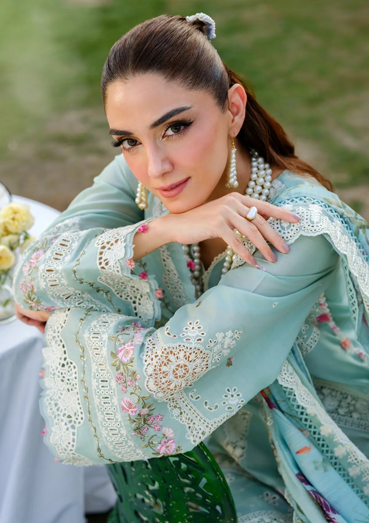 Elaf Luxury Lawn'25 Vol-2 ZOYA - SI-F-21