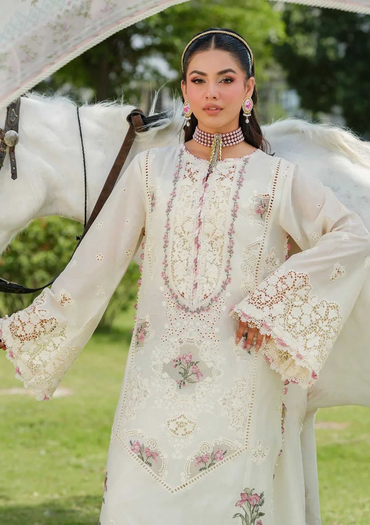 Elaf Luxury Lawn'25 Vol-2 3pc embroidered SI-F-24A